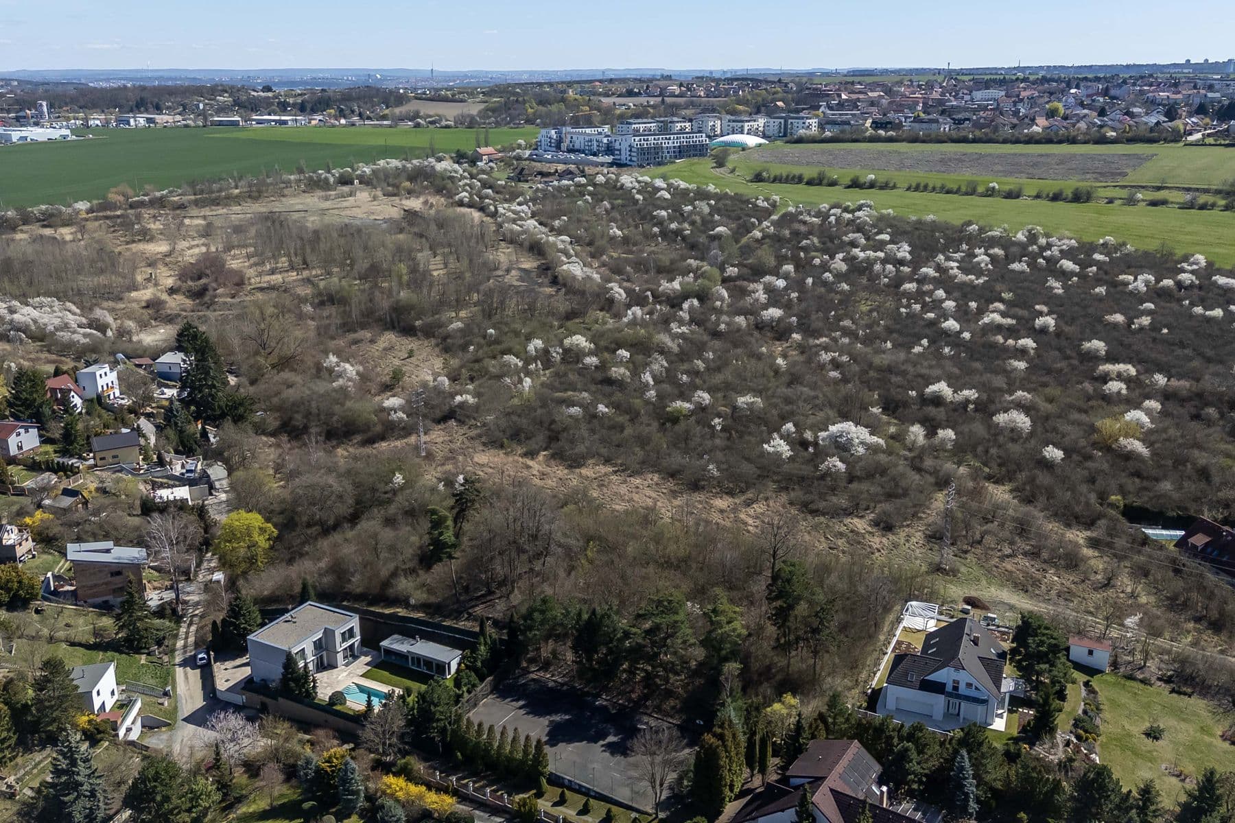 plot for sale, 910 m², Pod Višňovkou, Statenice, Středočeský Region plot for sale, 910 m², Pod Višňovkou, Statenice, Středočeský Region