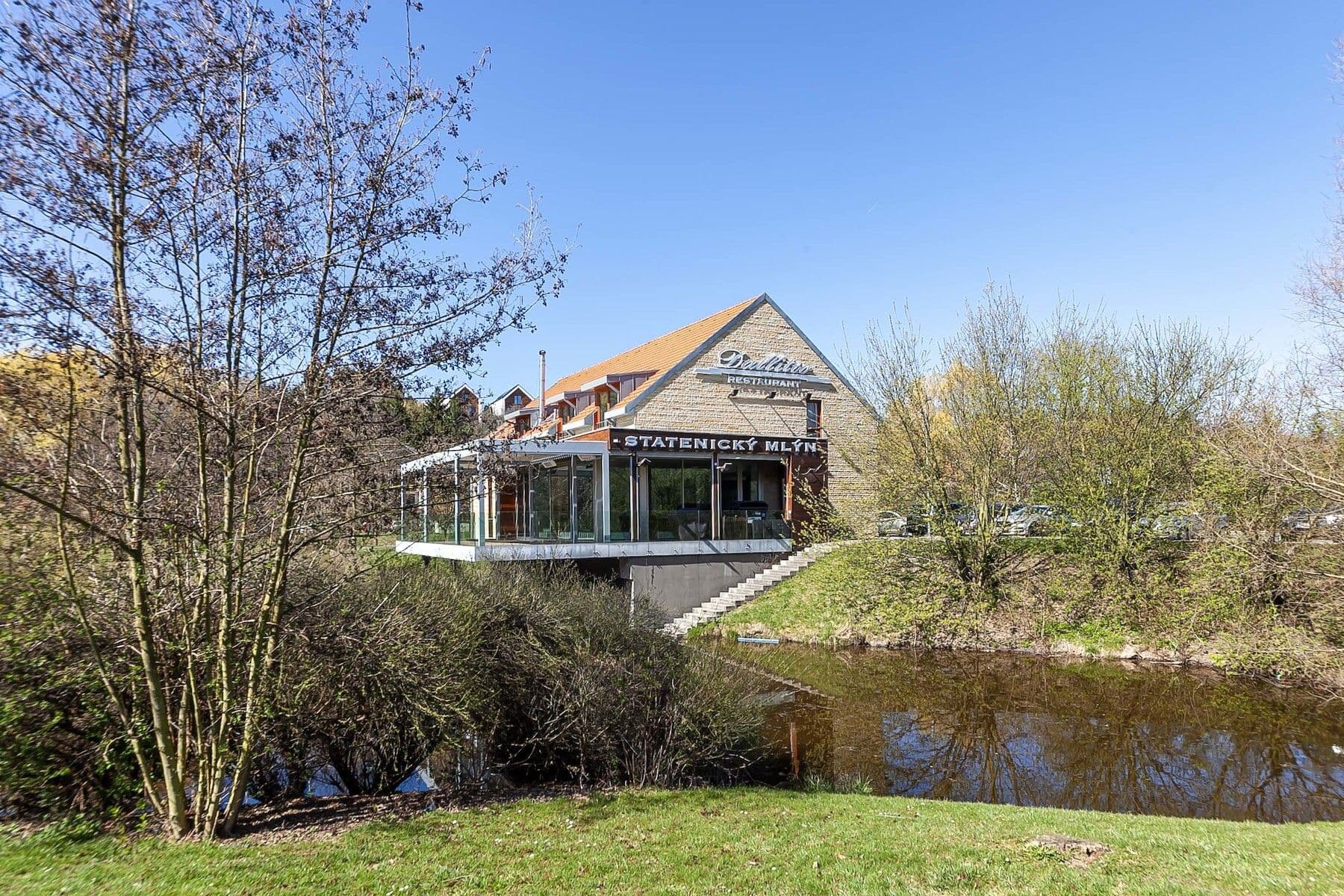 plot for sale, 910 m², Pod Višňovkou, Statenice, Středočeský Region plot for sale, 910 m², Pod Višňovkou, Statenice, Středočeský Region