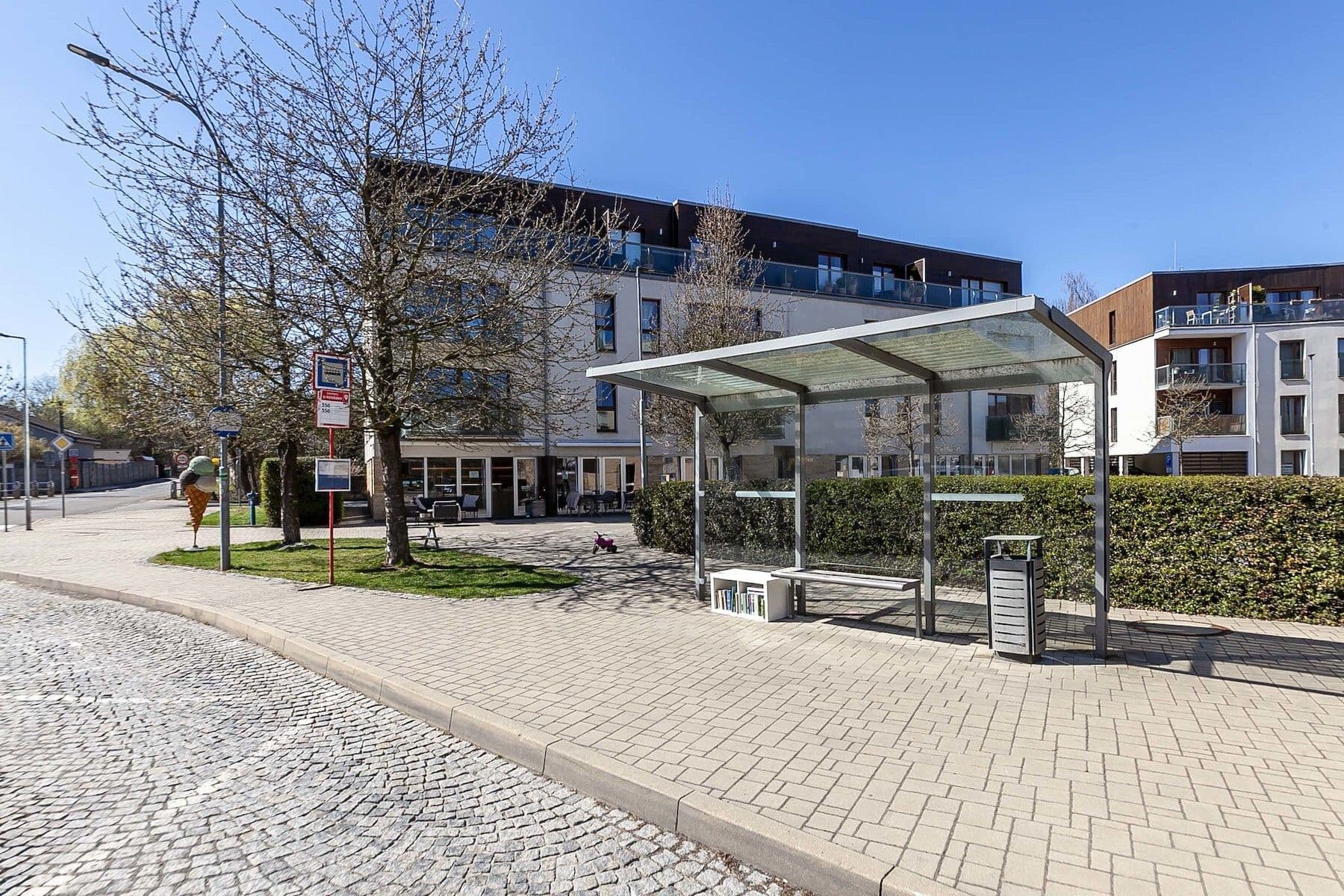 plot for sale, 910 m², Pod Višňovkou, Statenice, Středočeský Region plot for sale, 910 m², Pod Višňovkou, Statenice, Středočeský Region