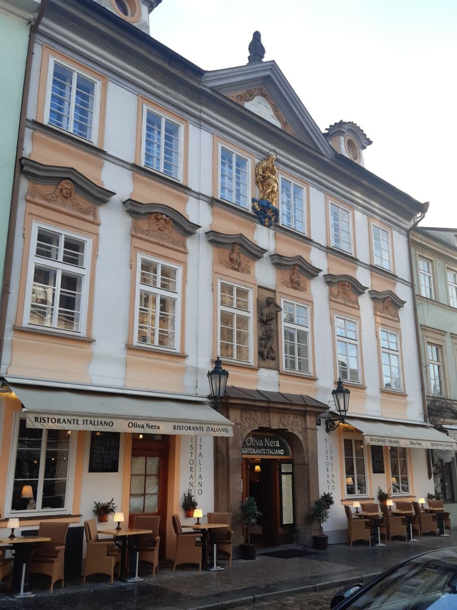 2 bedroom flat to rent, 85 m², Betlémské náměstí, Prague, Prague 2 bedroom flat to rent, 85 m², Betlémské náměstí, Prague, Prague