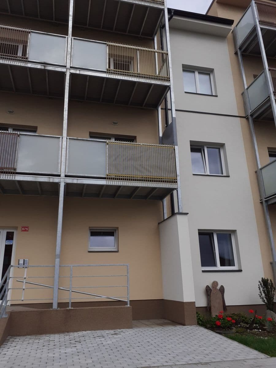 Studio flat to rent, 35 m², Rakouská, Milovice, Středočeský Region Studio flat to rent, 35 m², Rakouská, Milovice, Středočeský Region