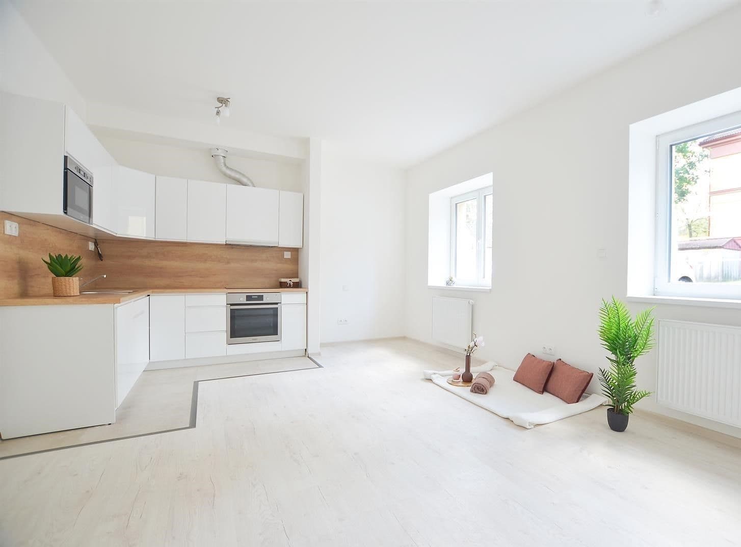 Studio flat to rent, 35 m², Rakouská, Milovice, Středočeský Region Studio flat to rent, 35 m², Rakouská, Milovice, Středočeský Region