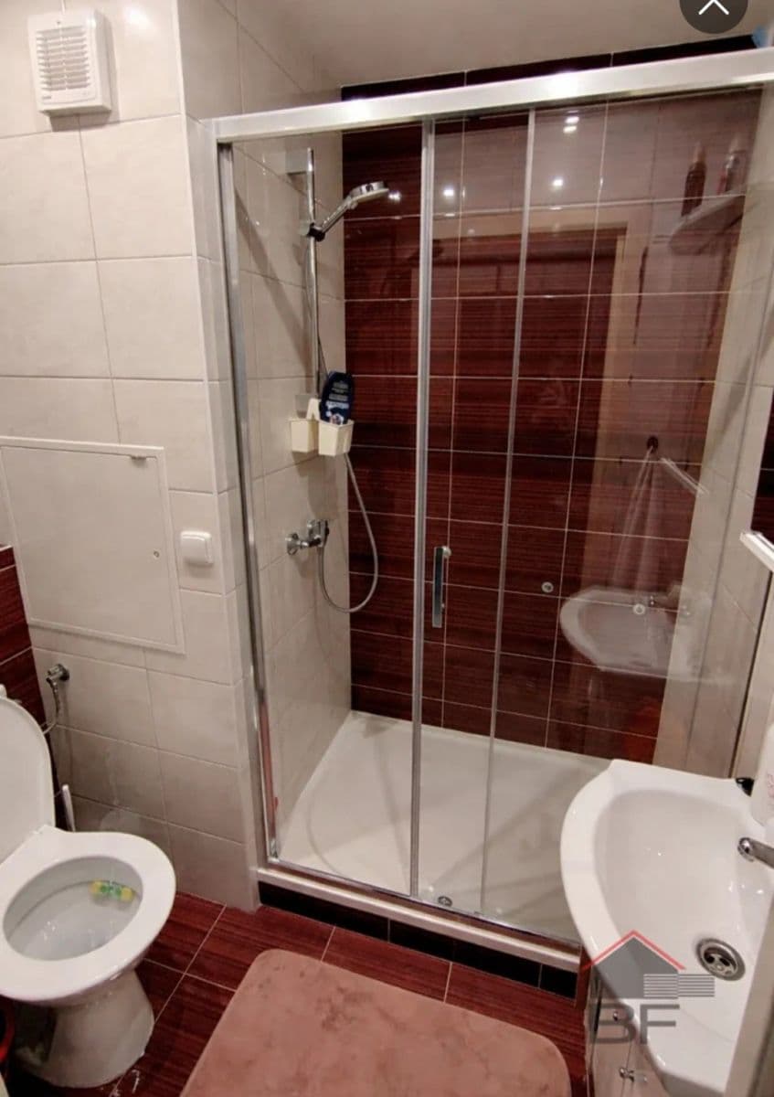 1 bedroom with open-plan kitchen flat to rent, 42 m², Máchova, Stráž pod Ralskem, Liberecký Region 1 bedroom with open-plan kitchen flat to rent, 42 m², Máchova, Stráž pod Ralskem, Liberecký Region