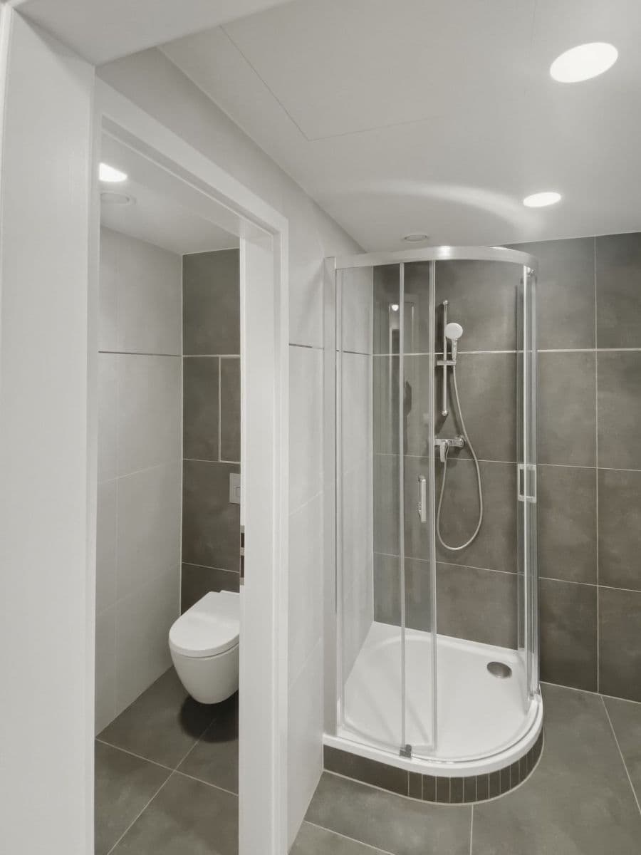 Studio flat to rent, 35 m², Poděbradská, Prague, Prague Studio flat to rent, 35 m², Poděbradská, Prague, Prague