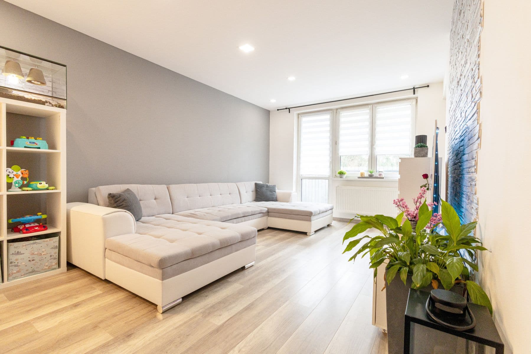 3 bedroom flat for sale, 71 m², Sazená, Středočeský Region 3 bedroom flat for sale, 71 m², Sazená, Středočeský Region