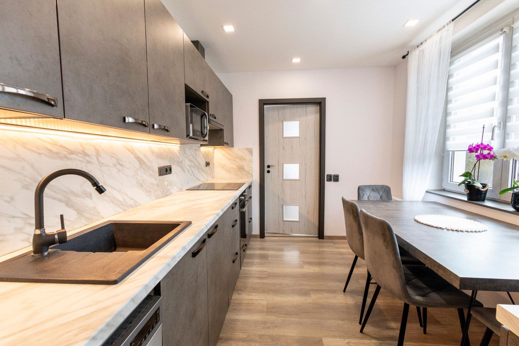 3 bedroom flat for sale, 71 m², Sazená, Středočeský Region 3 bedroom flat for sale, 71 m², Sazená, Středočeský Region