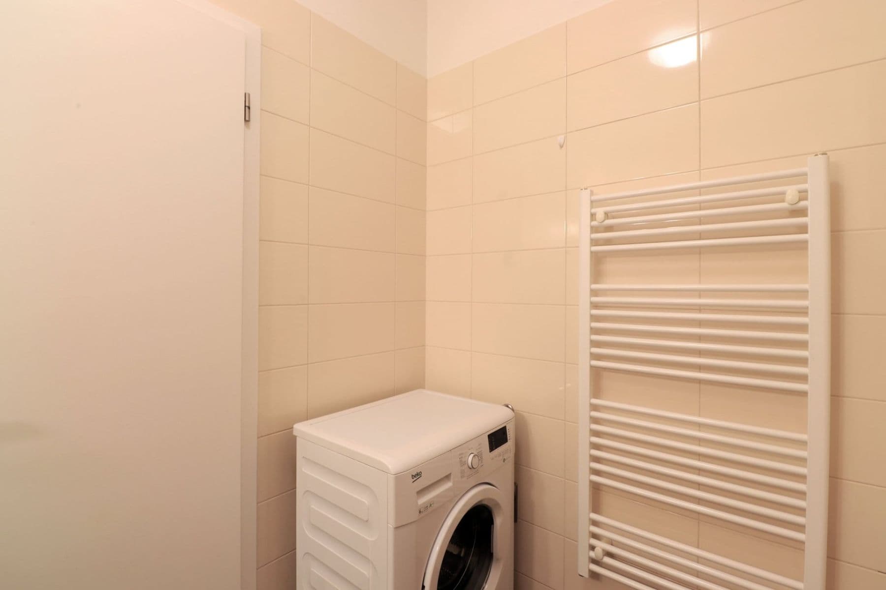 1 bedroom flat to rent, 36 m², Fikerova, Prague, Prague 1 bedroom flat to rent, 36 m², Fikerova, Prague, Prague