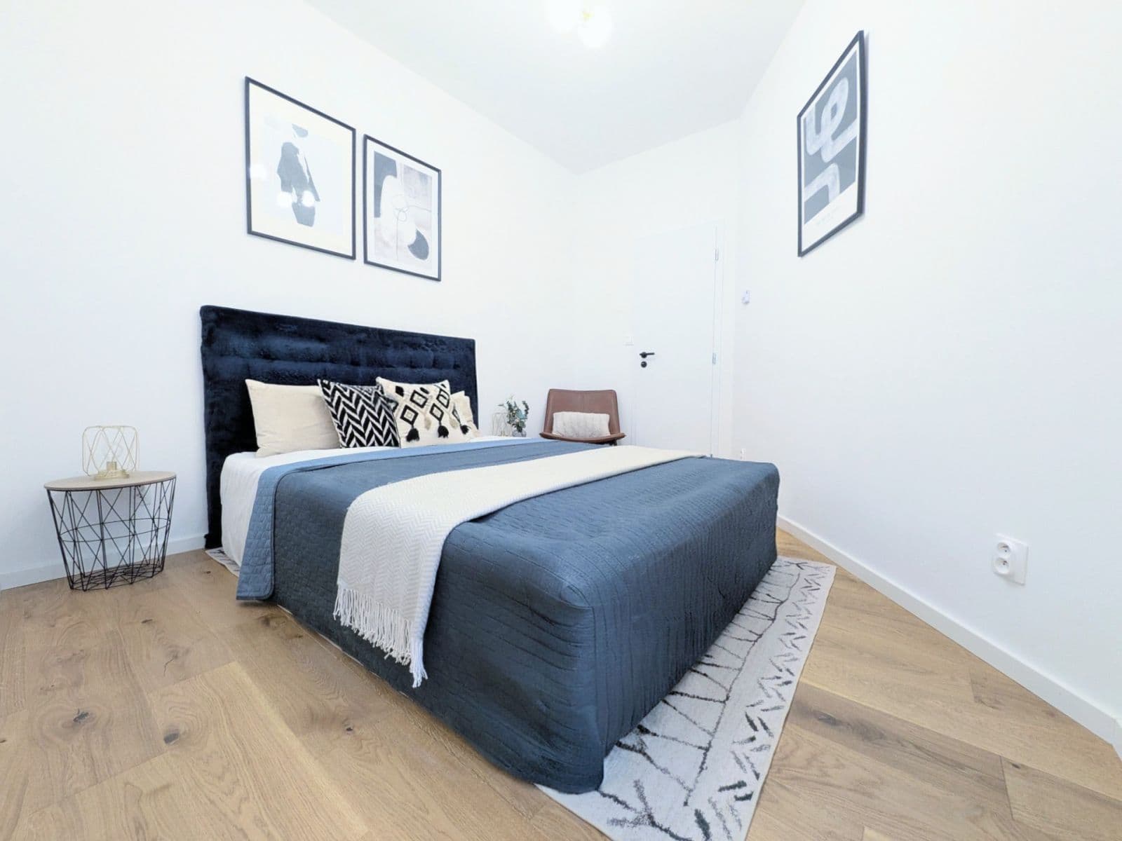 1 bedroom with open-plan kitchen flat for sale, 40 m², Petrohradská, Prague, Prague 1 bedroom with open-plan kitchen flat for sale, 40 m², Petrohradská, Prague, Prague