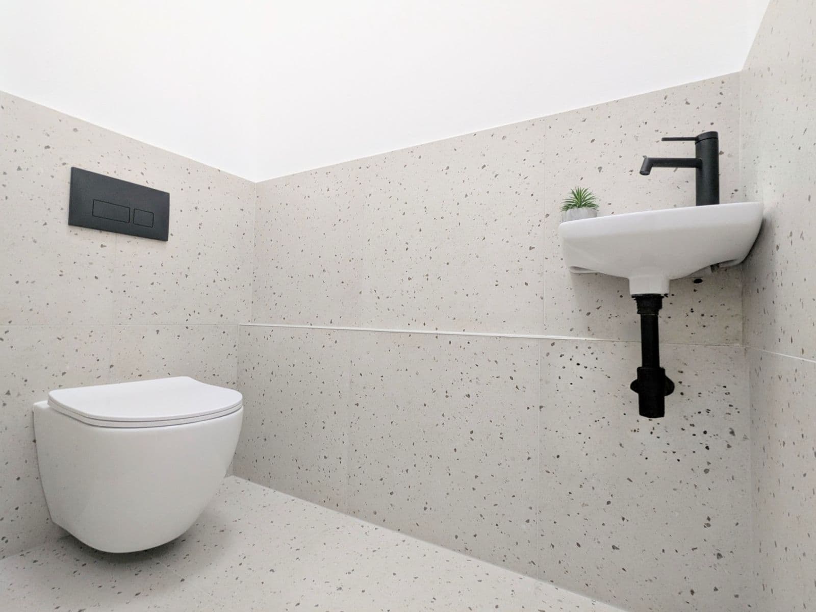 1 bedroom with open-plan kitchen flat for sale, 40 m², Petrohradská, Prague, Prague 1 bedroom with open-plan kitchen flat for sale, 40 m², Petrohradská, Prague, Prague