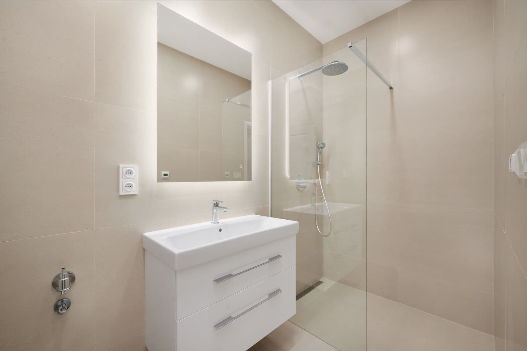 1 bedroom with open-plan kitchen flat for sale, 56 m², Přibyslavská, Prague, Prague 1 bedroom with open-plan kitchen flat for sale, 56 m², Přibyslavská, Prague, Prague