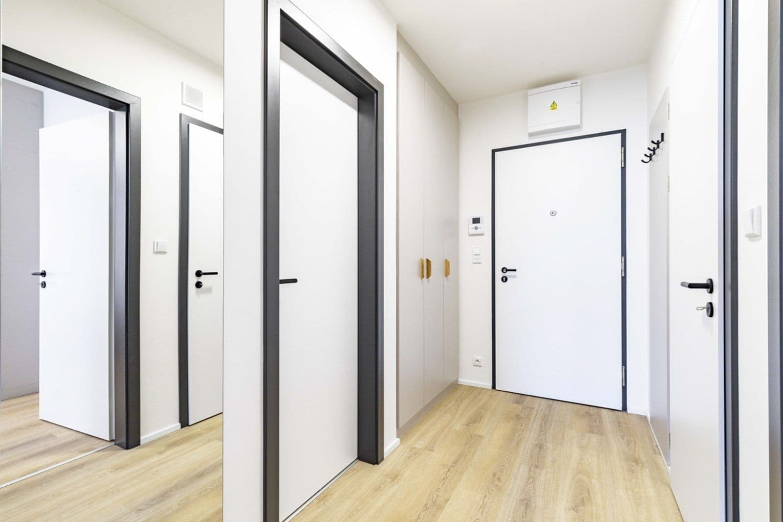 1 bedroom with open-plan kitchen flat to rent, 58 m², U Pergamenky, Prague, Prague 1 bedroom with open-plan kitchen flat to rent, 58 m², U Pergamenky, Prague, Prague