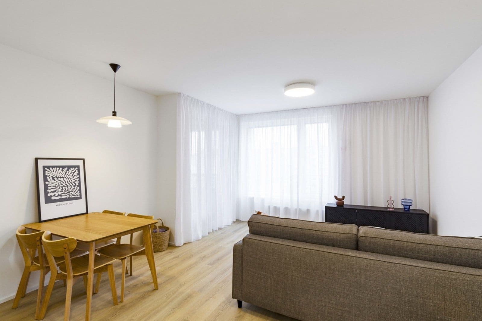 1 bedroom with open-plan kitchen flat to rent, 58 m², U Pergamenky, Prague, Prague 1 bedroom with open-plan kitchen flat to rent, 58 m², U Pergamenky, Prague, Prague