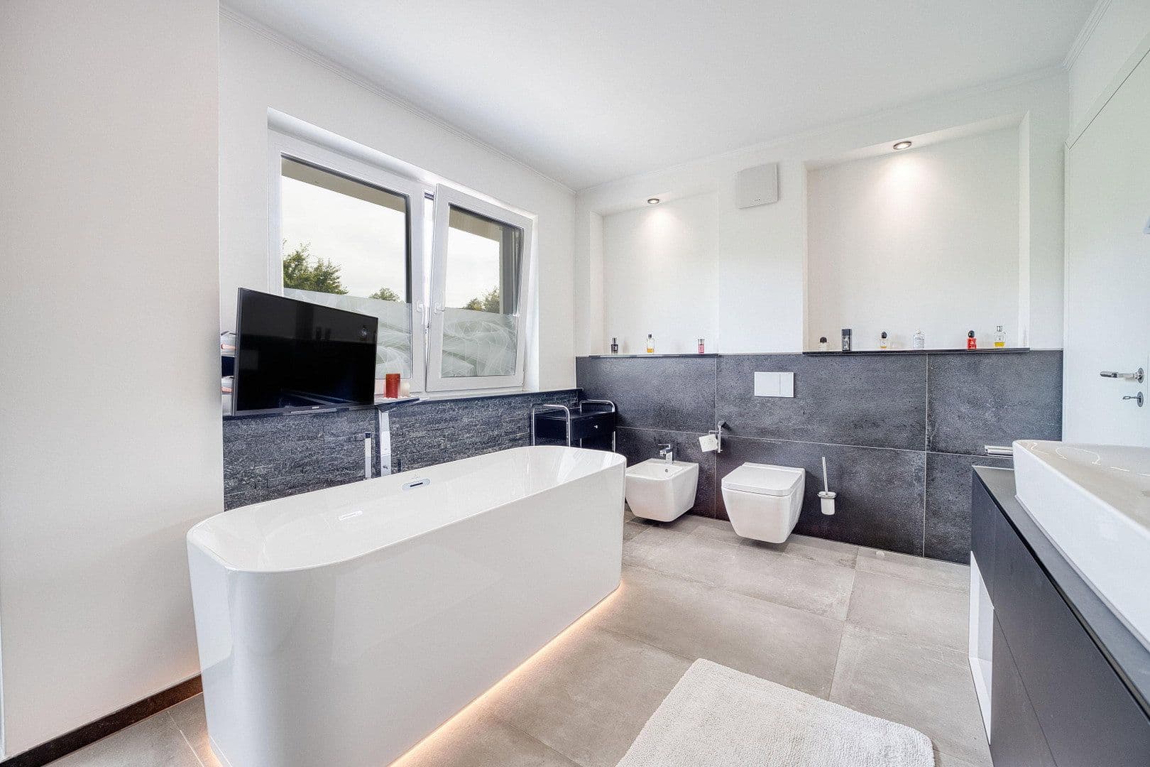 5 bedroom flat to rent, 180 m², Perl, Saarland 5 bedroom flat to rent, 180 m², Perl, Saarland