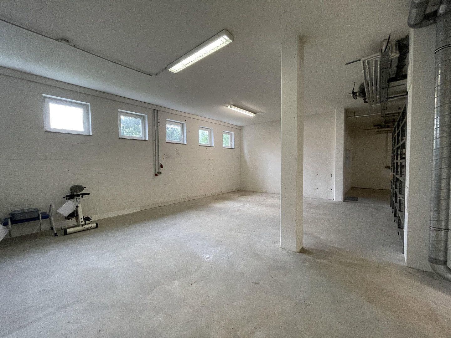 non-residential property to rent, 314 m², Osterholzer Heerstraße 125-127, Bremen, Bremen non-residential property to rent, 314 m², Osterholzer Heerstraße 125-127, Bremen, Bremen
