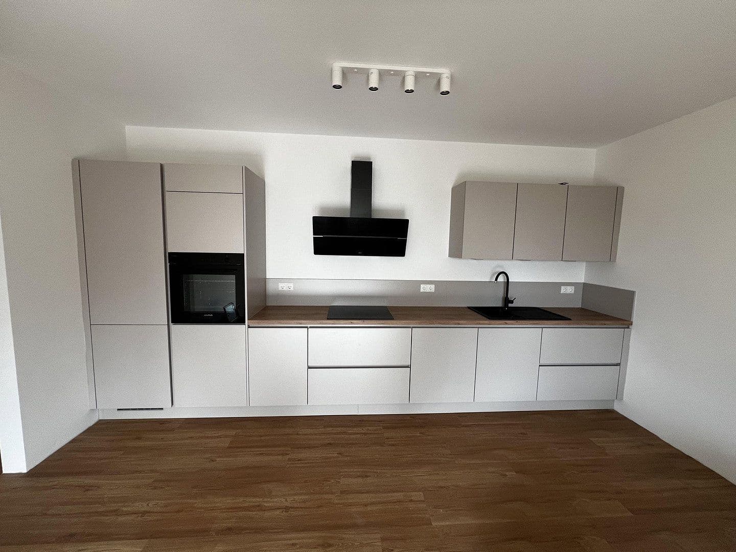 3 bedroom flat to rent, 73 m², Wendisch Evern, Lower Saxony 3 bedroom flat to rent, 73 m², Wendisch Evern, Lower Saxony