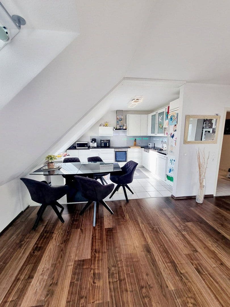 4 bedroom flat for sale, 107 m², Borkumerstr.1, Wiesbaden, Hesse 4 bedroom flat for sale, 107 m², Borkumerstr.1, Wiesbaden, Hesse