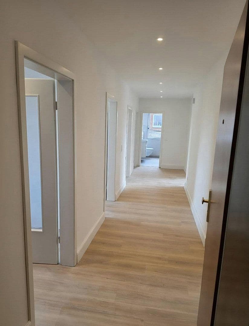 2 bedroom with open-plan kitchen flat to rent, 90 m², Ulzburger Straße 693, Norderstedt, Schleswig-Holstein 2 bedroom with open-plan kitchen flat to rent, 90 m², Ulzburger Straße 693, Norderstedt, Schleswig-Holstein