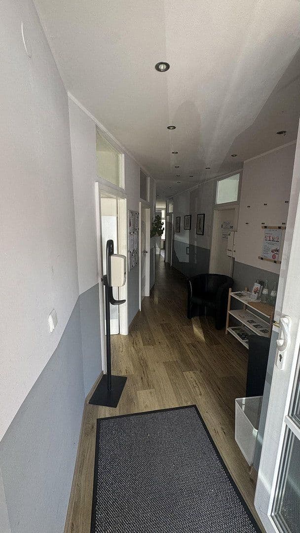 office to rent, 130 m², Neusser Str. 1b, Dormagen, North Rhine-Westphalia office to rent, 130 m², Neusser Str. 1b, Dormagen, North Rhine-Westphalia