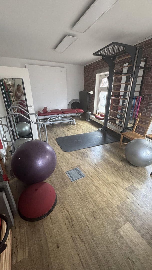 office to rent, 130 m², Neusser Str. 1b, Dormagen, North Rhine-Westphalia office to rent, 130 m², Neusser Str. 1b, Dormagen, North Rhine-Westphalia