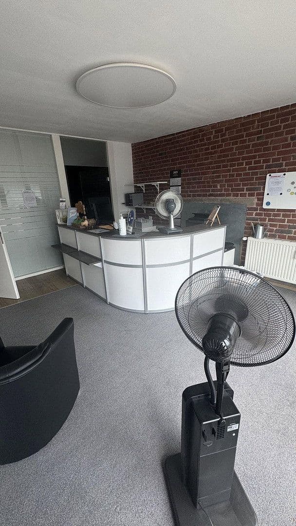 office to rent, 130 m², Neusser Str. 1b, Dormagen, North Rhine-Westphalia office to rent, 130 m², Neusser Str. 1b, Dormagen, North Rhine-Westphalia