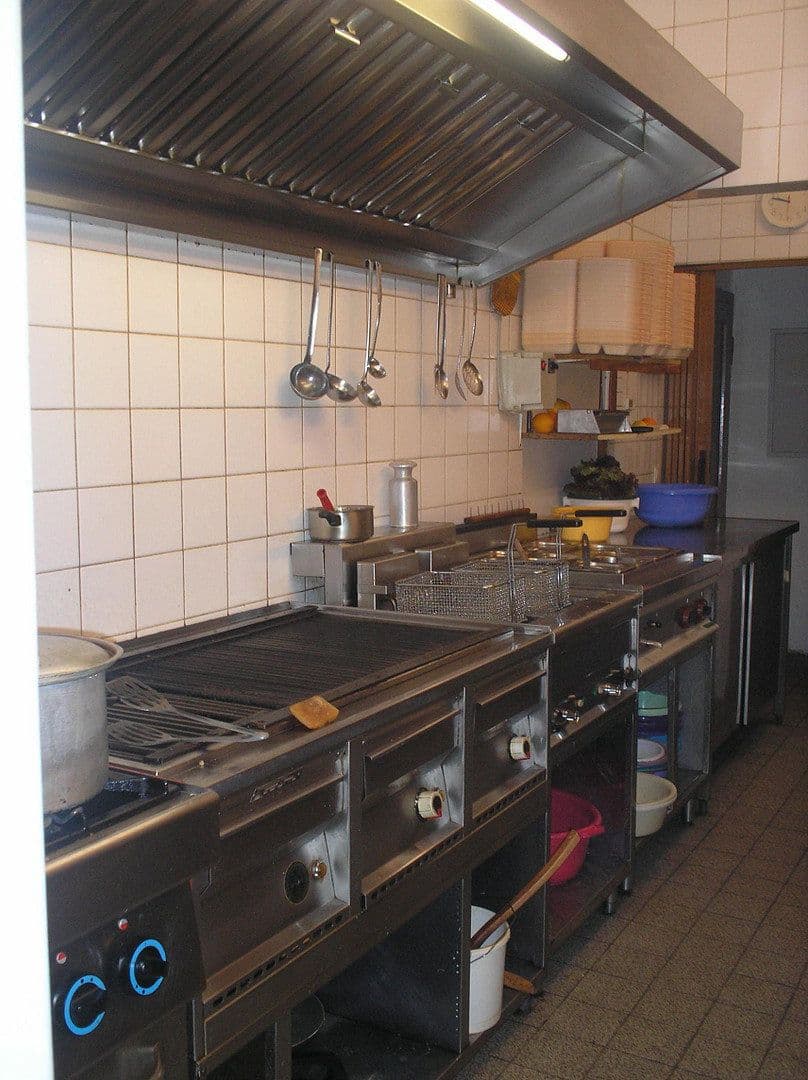 non-residential property for sale, 450 m², Wunstorf, Lower Saxony non-residential property for sale, 450 m², Wunstorf, Lower Saxony
