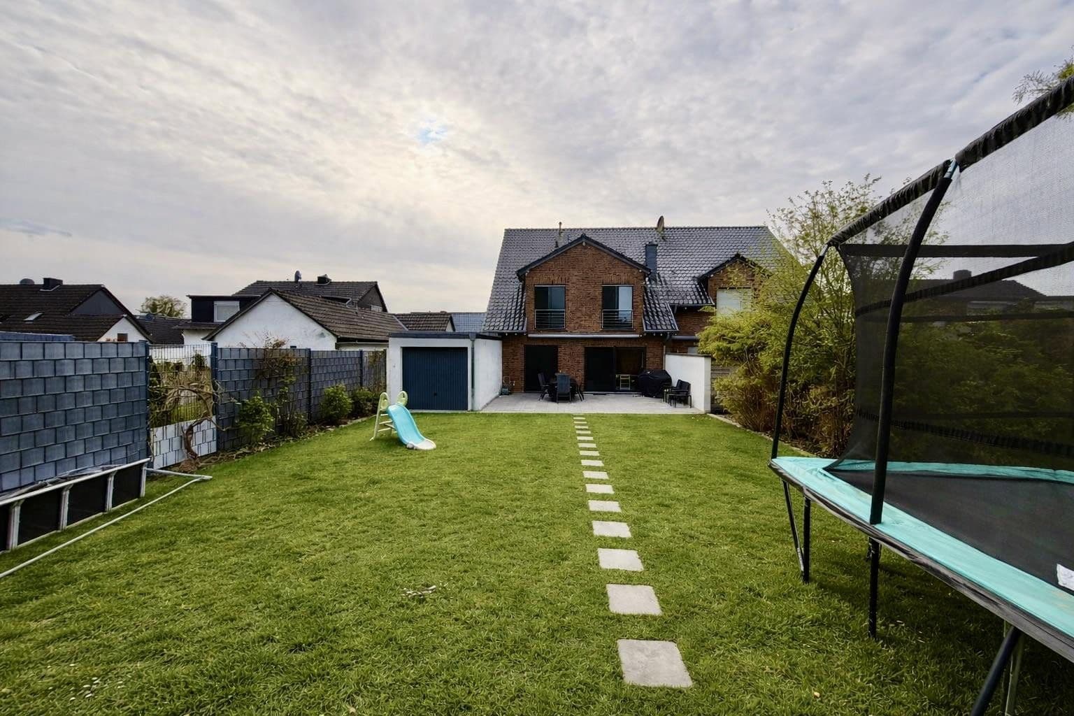 house to rent, 237 m², Würselen, North Rhine-Westphalia house to rent, 237 m², Würselen, North Rhine-Westphalia