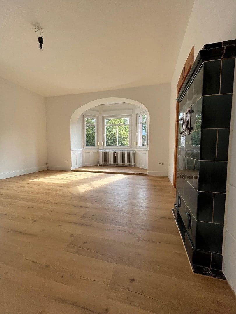 2 bedroom with open-plan kitchen flat to rent, 100 m², Mosbach, Baden-Württemberg 2 bedroom with open-plan kitchen flat to rent, 100 m², Mosbach, Baden-Württemberg