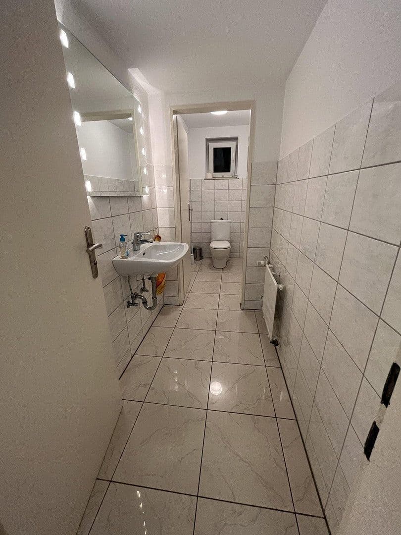 office to rent, 250 m², Elbinger Straße 14a, Karlsruhe, Baden-Württemberg office to rent, 250 m², Elbinger Straße 14a, Karlsruhe, Baden-Württemberg