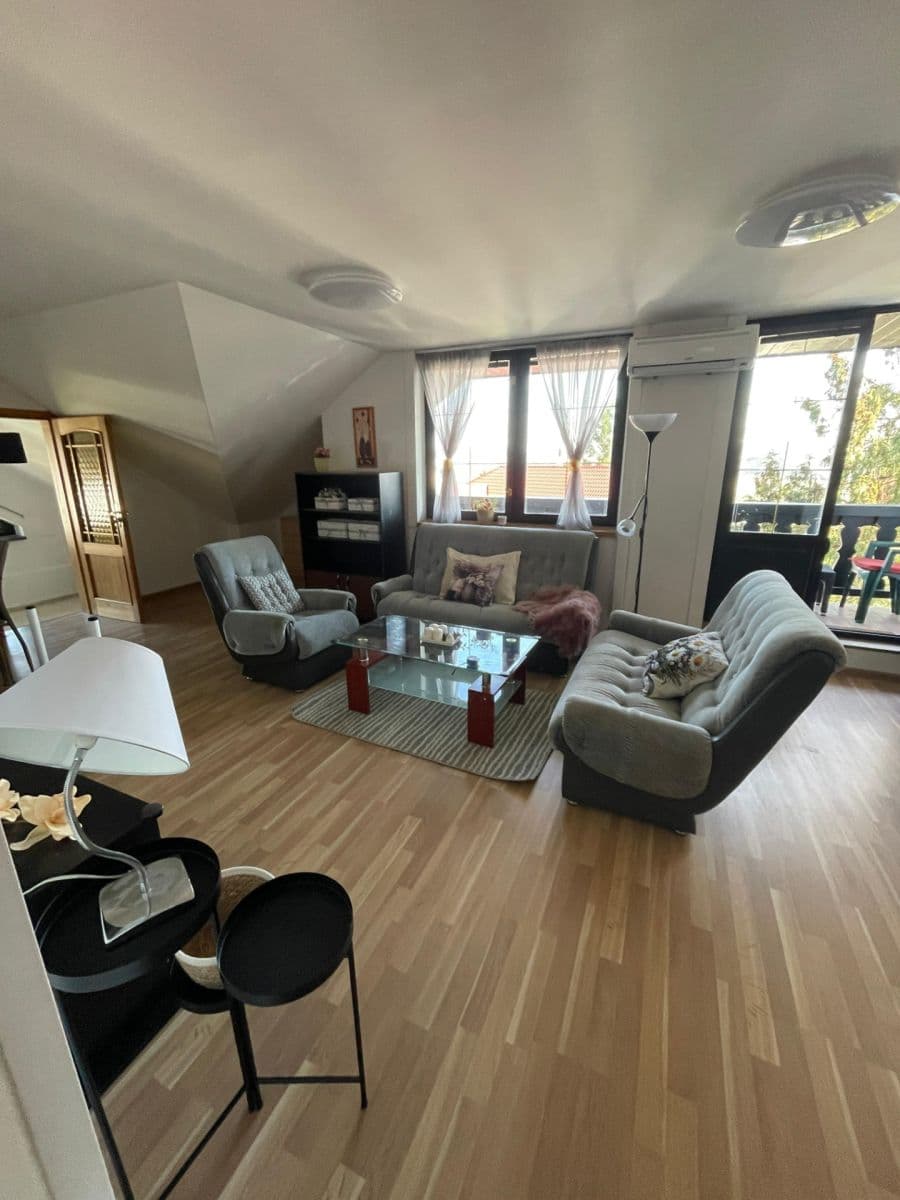 3 bedroom flat to rent, 115 m², Dehtínská, Prague, Prague 3 bedroom flat to rent, 115 m², Dehtínská, Prague, Prague