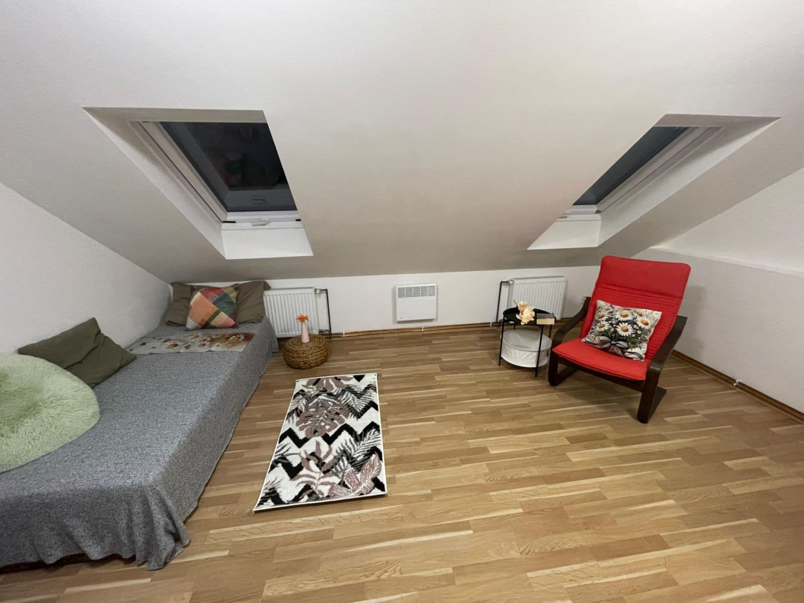 3 bedroom flat to rent, 115 m², Dehtínská, Prague, Prague 3 bedroom flat to rent, 115 m², Dehtínská, Prague, Prague