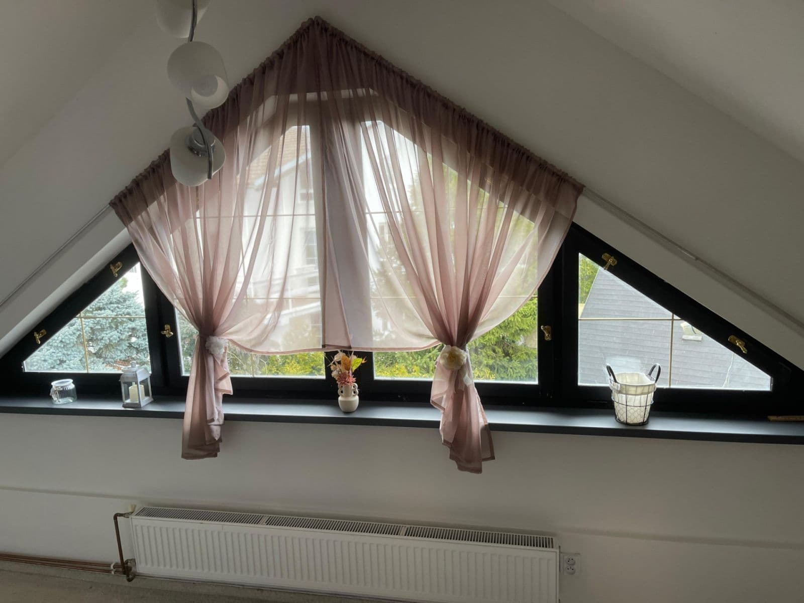 3 bedroom flat to rent, 115 m², Dehtínská, Prague, Prague 3 bedroom flat to rent, 115 m², Dehtínská, Prague, Prague