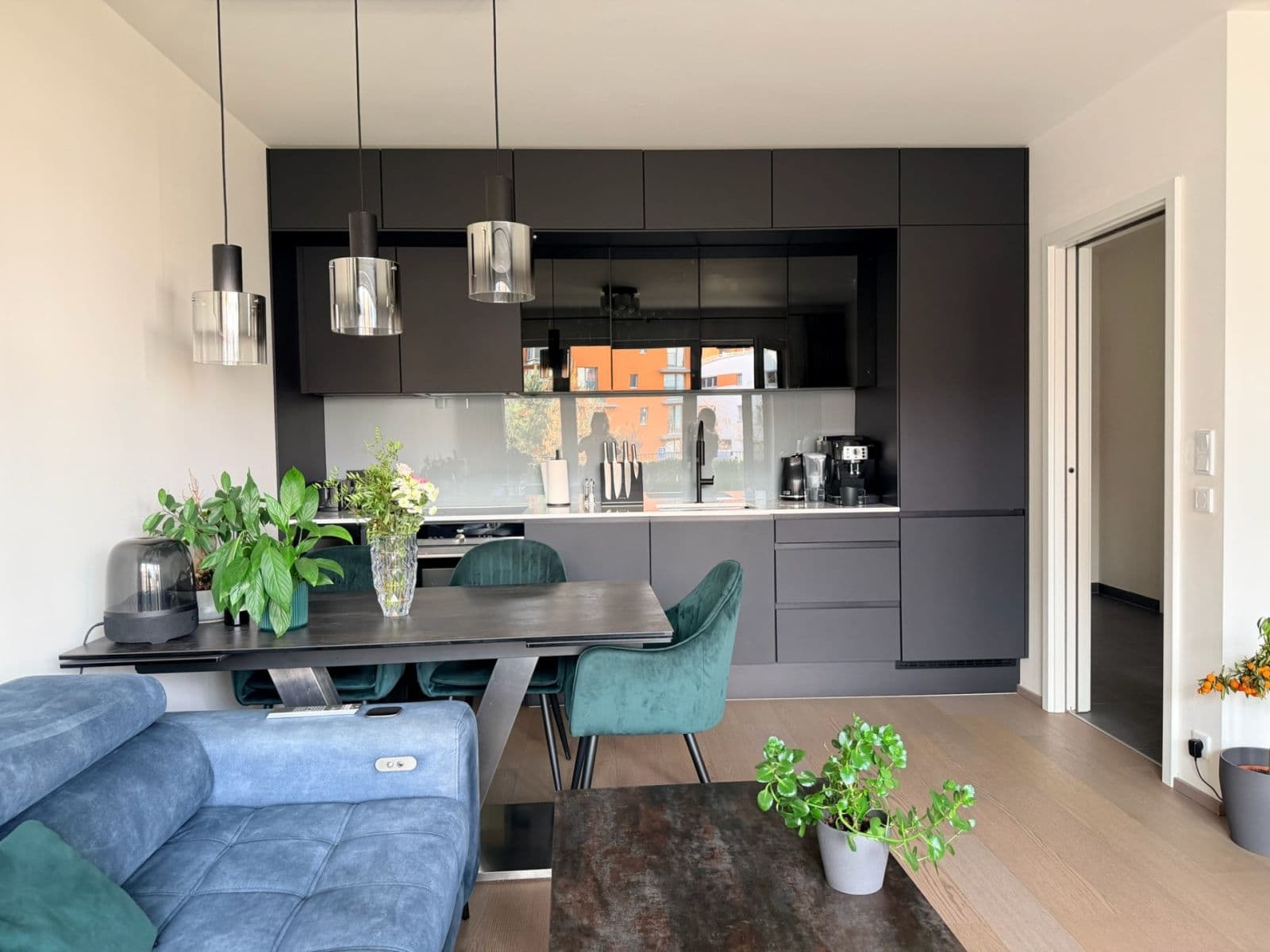 1 bedroom with open-plan kitchen flat to rent, 53 m², Dagmar Burešové, Prague, Prague 1 bedroom with open-plan kitchen flat to rent, 53 m², Dagmar Burešové, Prague, Prague