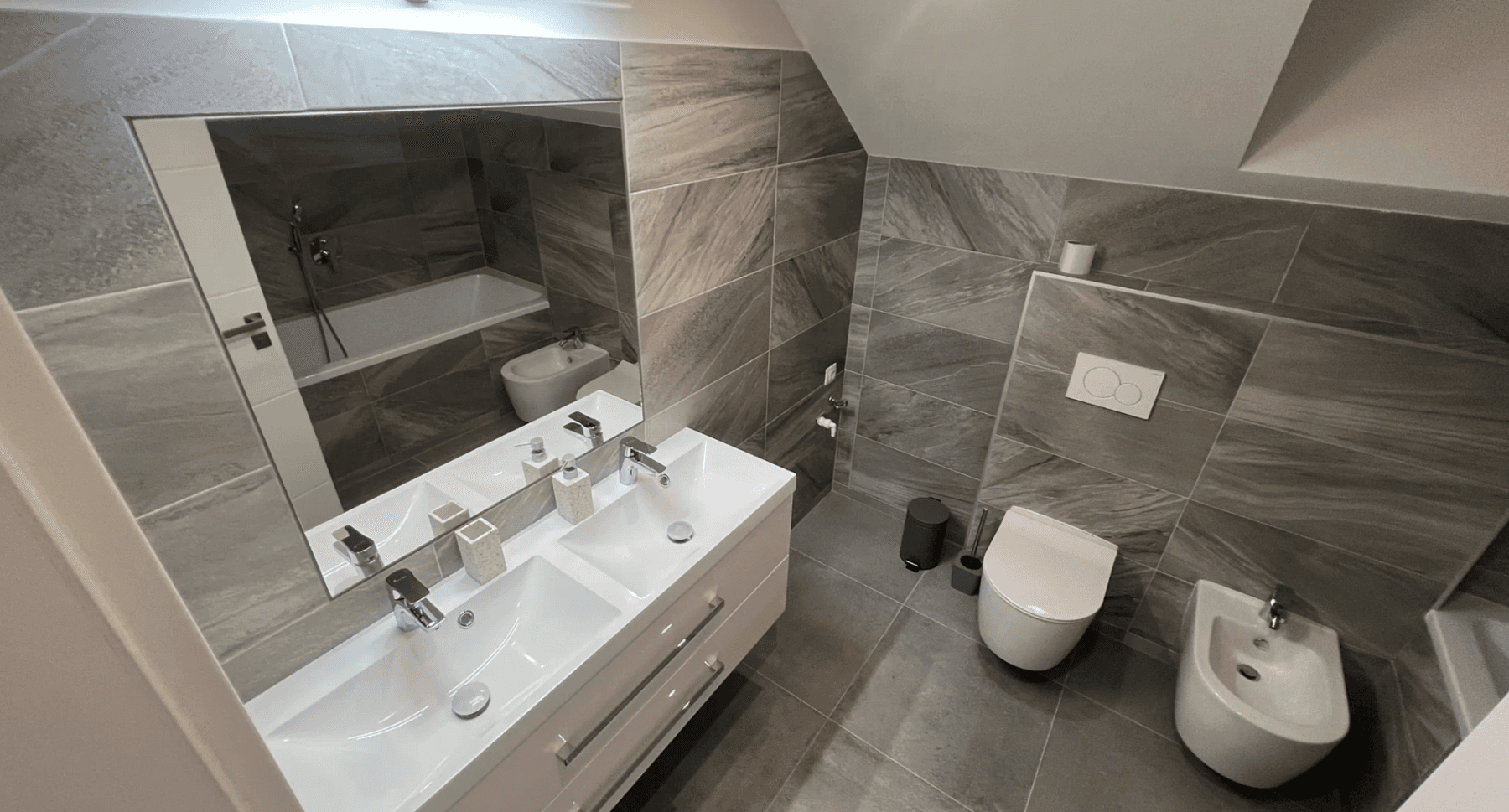 2 bedroom with open-plan kitchen flat for sale, 92 m², Rýchorské sídliště, Svoboda nad Úpou, Královéhradecký Region 2 bedroom with open-plan kitchen flat for sale, 92 m², Rýchorské sídliště, Svoboda nad Úpou, Královéhradecký Region