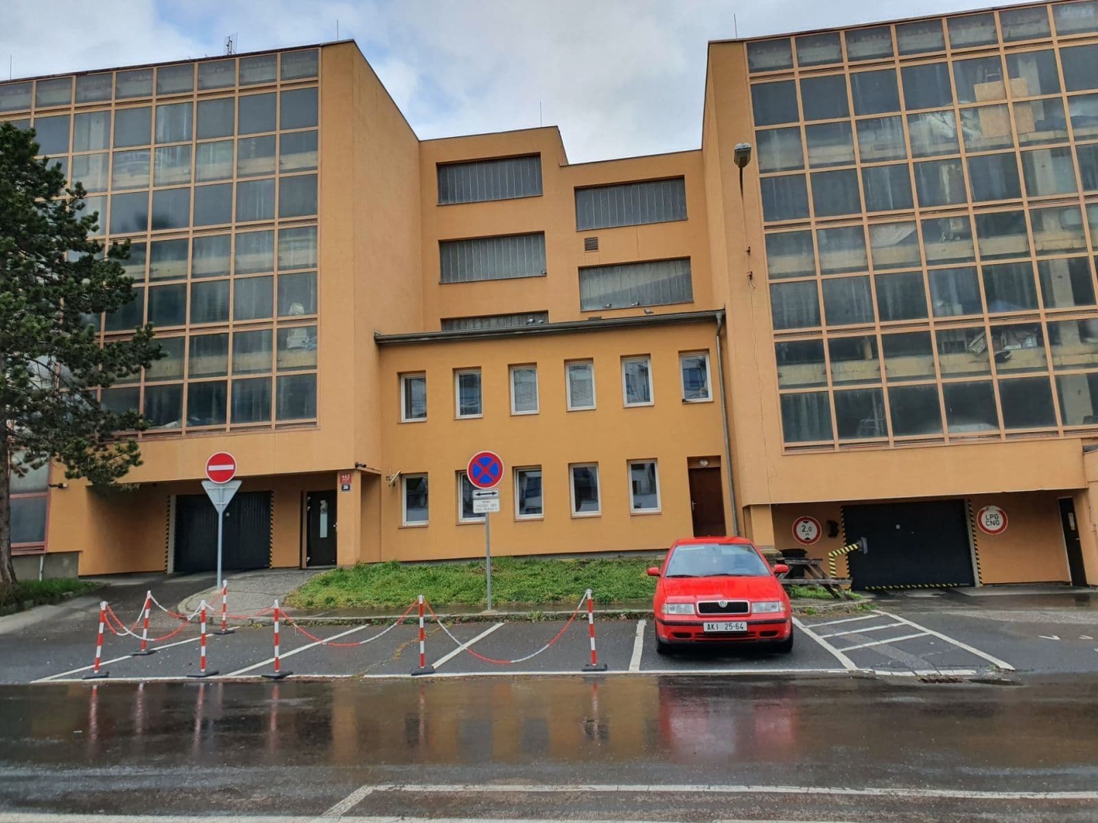 garage to rent, 18 m², Prague, Prague garage to rent, 18 m², Prague, Prague