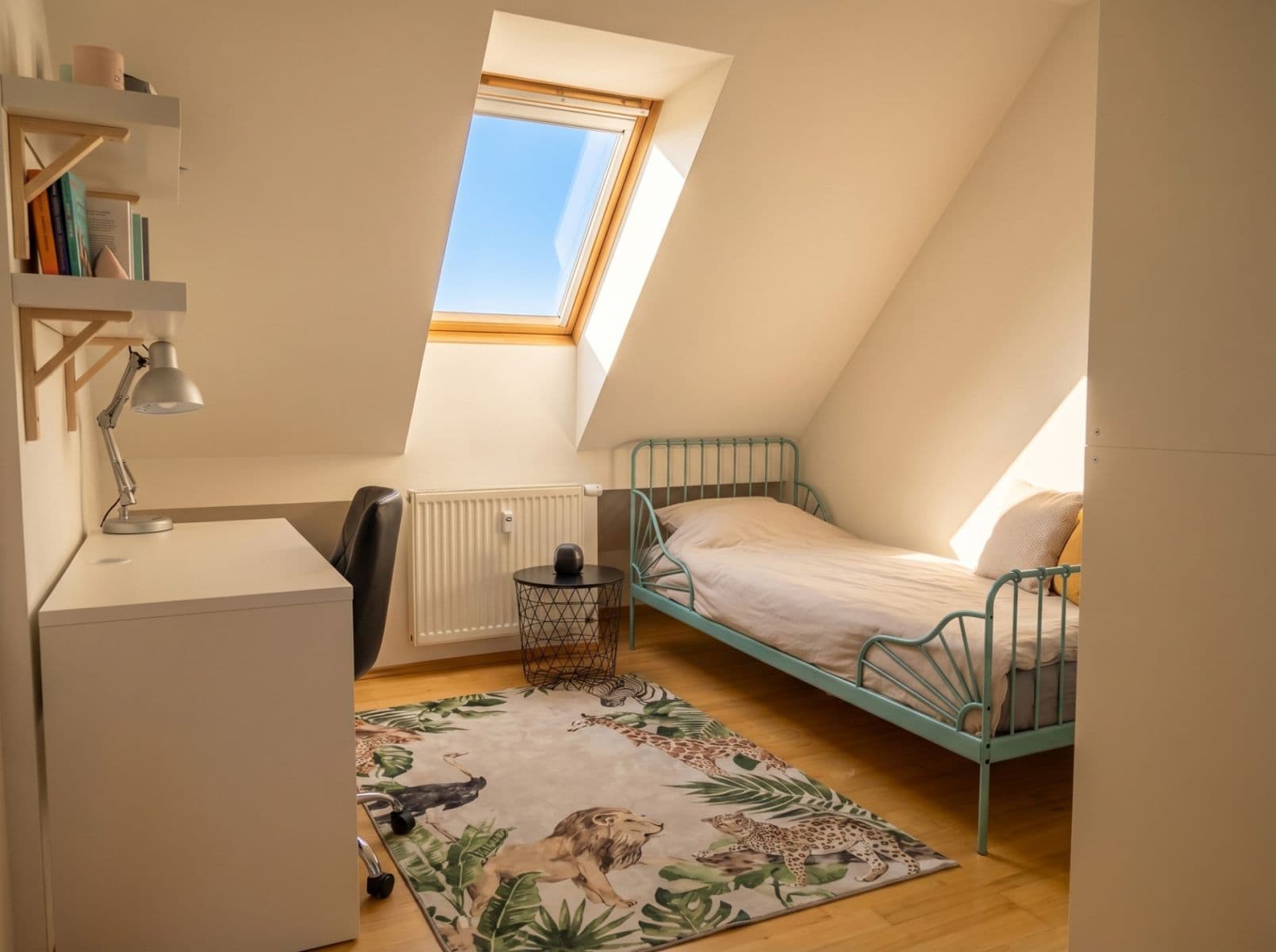 2 bedroom with open-plan kitchen flat to rent, 84 m², Žichlínská, Prague, Prague 2 bedroom with open-plan kitchen flat to rent, 84 m², Žichlínská, Prague, Prague