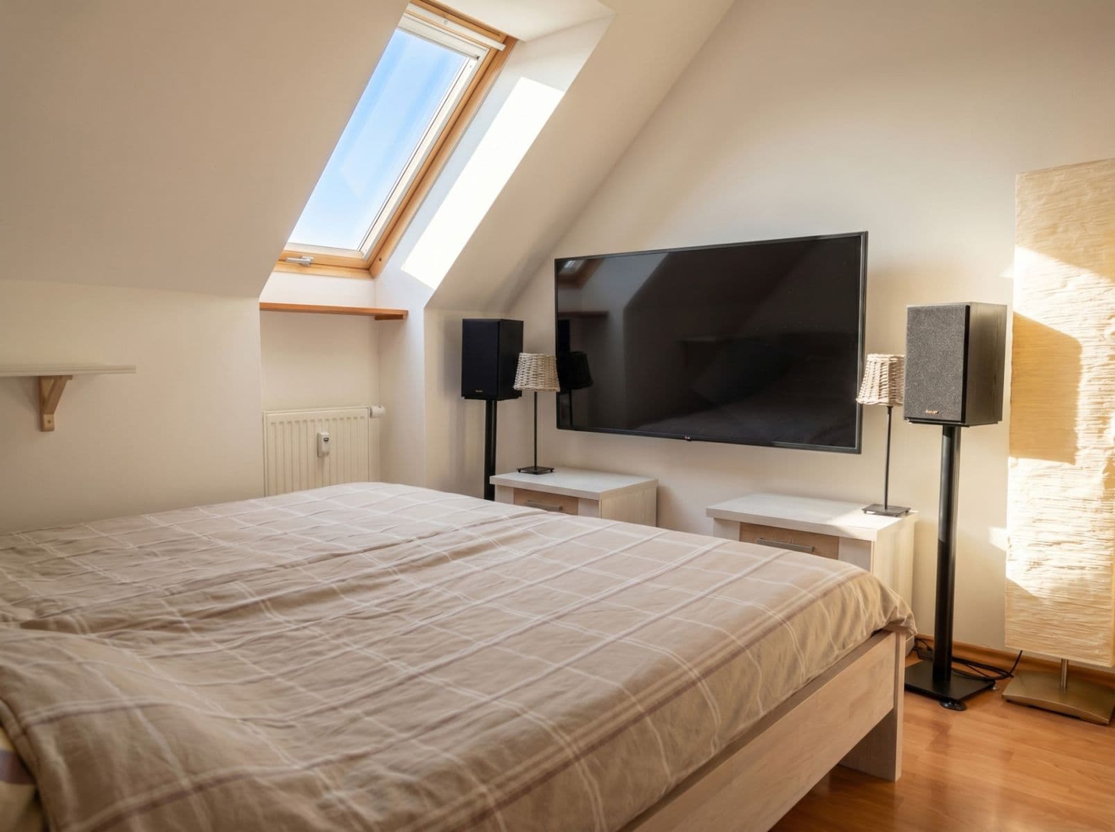 2 bedroom with open-plan kitchen flat to rent, 84 m², Žichlínská, Prague, Prague 2 bedroom with open-plan kitchen flat to rent, 84 m², Žichlínská, Prague, Prague