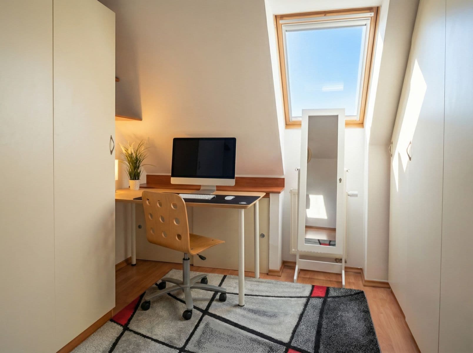 2 bedroom with open-plan kitchen flat to rent, 84 m², Žichlínská, Prague, Prague 2 bedroom with open-plan kitchen flat to rent, 84 m², Žichlínská, Prague, Prague