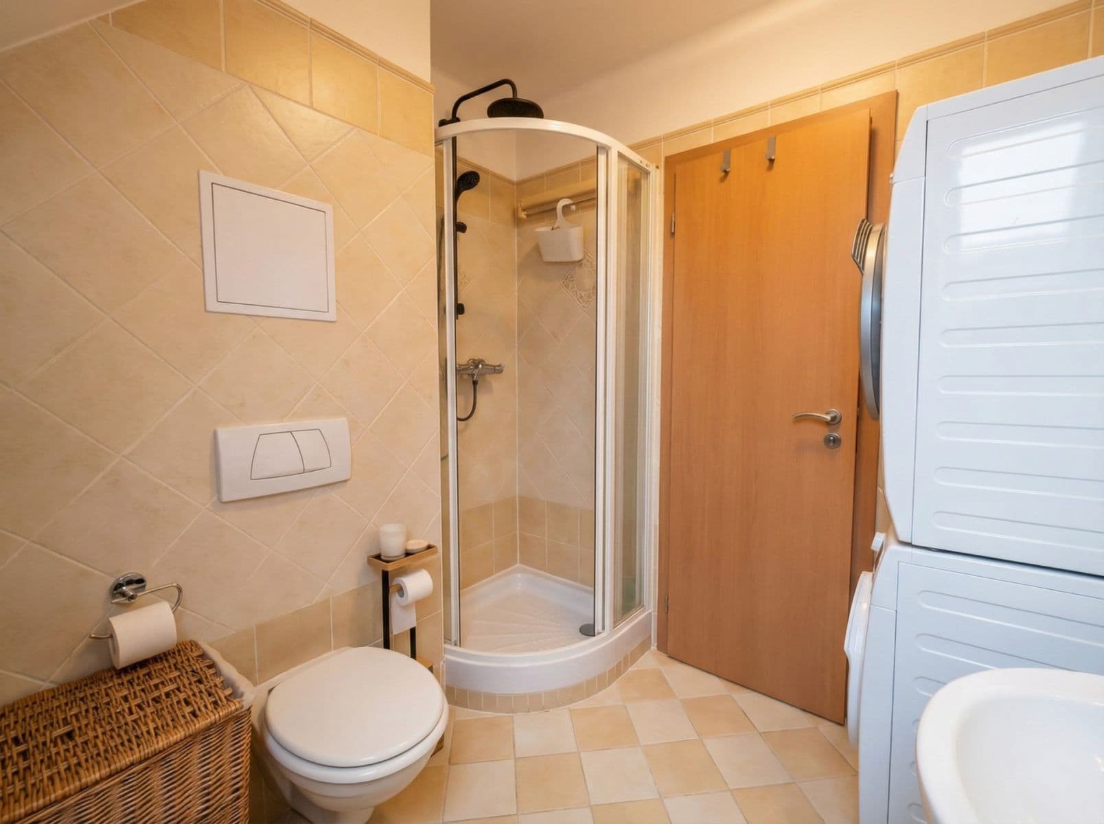 2 bedroom with open-plan kitchen flat to rent, 84 m², Žichlínská, Prague, Prague 2 bedroom with open-plan kitchen flat to rent, 84 m², Žichlínská, Prague, Prague