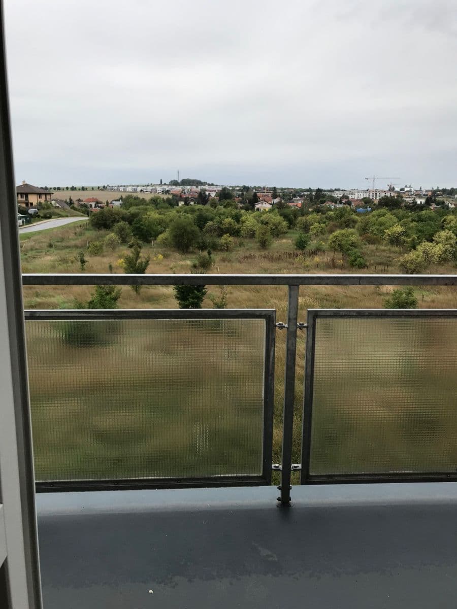 Studio flat to rent, 35 m², Najdrova, Roztoky, Středočeský Region Studio flat to rent, 35 m², Najdrova, Roztoky, Středočeský Region