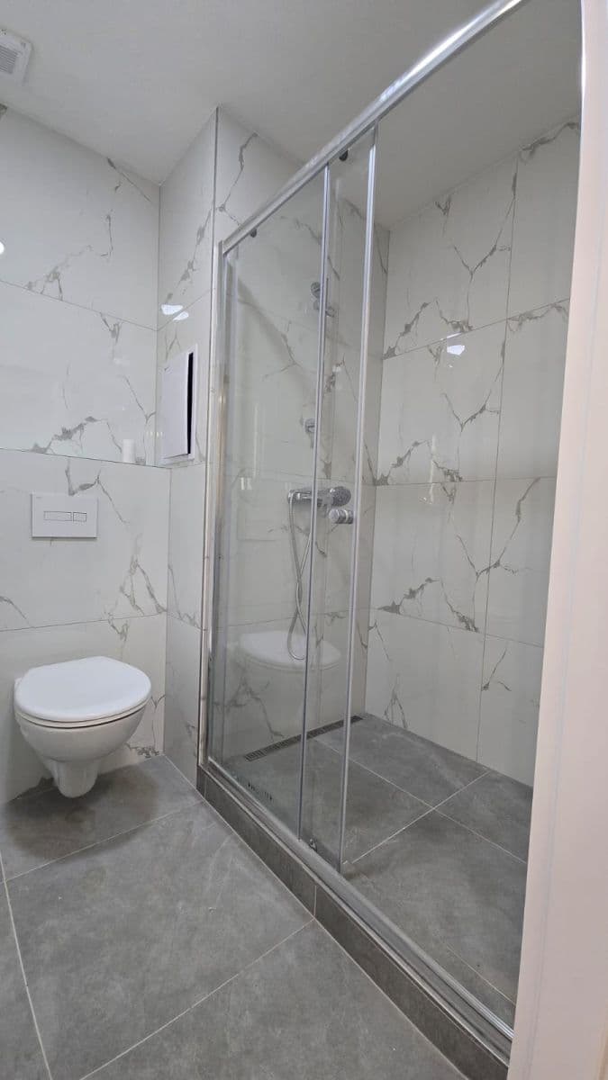 1 bedroom with open-plan kitchen flat to rent, 40 m², Pod Strání, Prague, Prague 1 bedroom with open-plan kitchen flat to rent, 40 m², Pod Strání, Prague, Prague