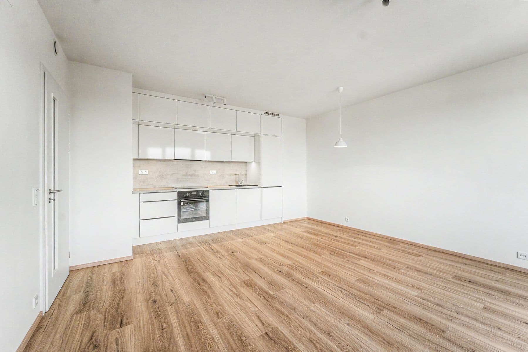 1 bedroom with open-plan kitchen flat to rent, 52 m², Hodkovická, Prague, Prague 1 bedroom with open-plan kitchen flat to rent, 52 m², Hodkovická, Prague, Prague