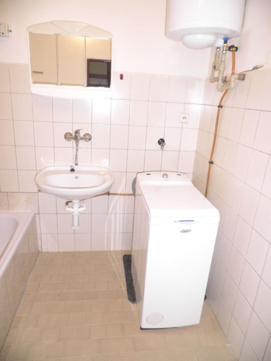 Studio flat to rent, 32 m², Erbenova, Písek, Jihočeský Region Studio flat to rent, 32 m², Erbenova, Písek, Jihočeský Region