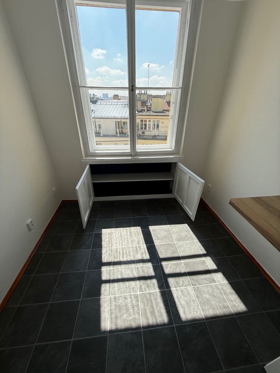 1 bedroom flat to rent, 39 m², Francouzská, Prague, Prague 1 bedroom flat to rent, 39 m², Francouzská, Prague, Prague