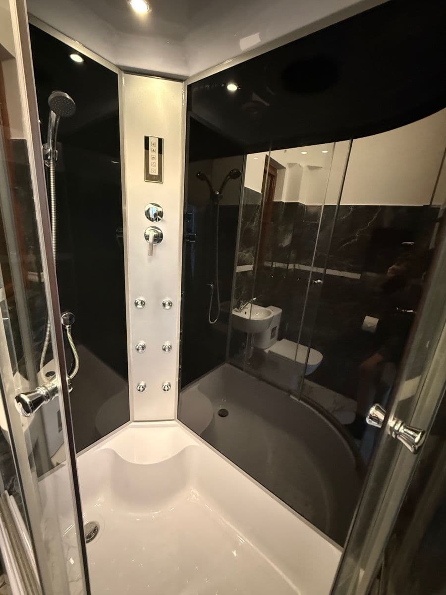 1 bedroom flat to rent, 39 m², Francouzská, Prague, Prague 1 bedroom flat to rent, 39 m², Francouzská, Prague, Prague