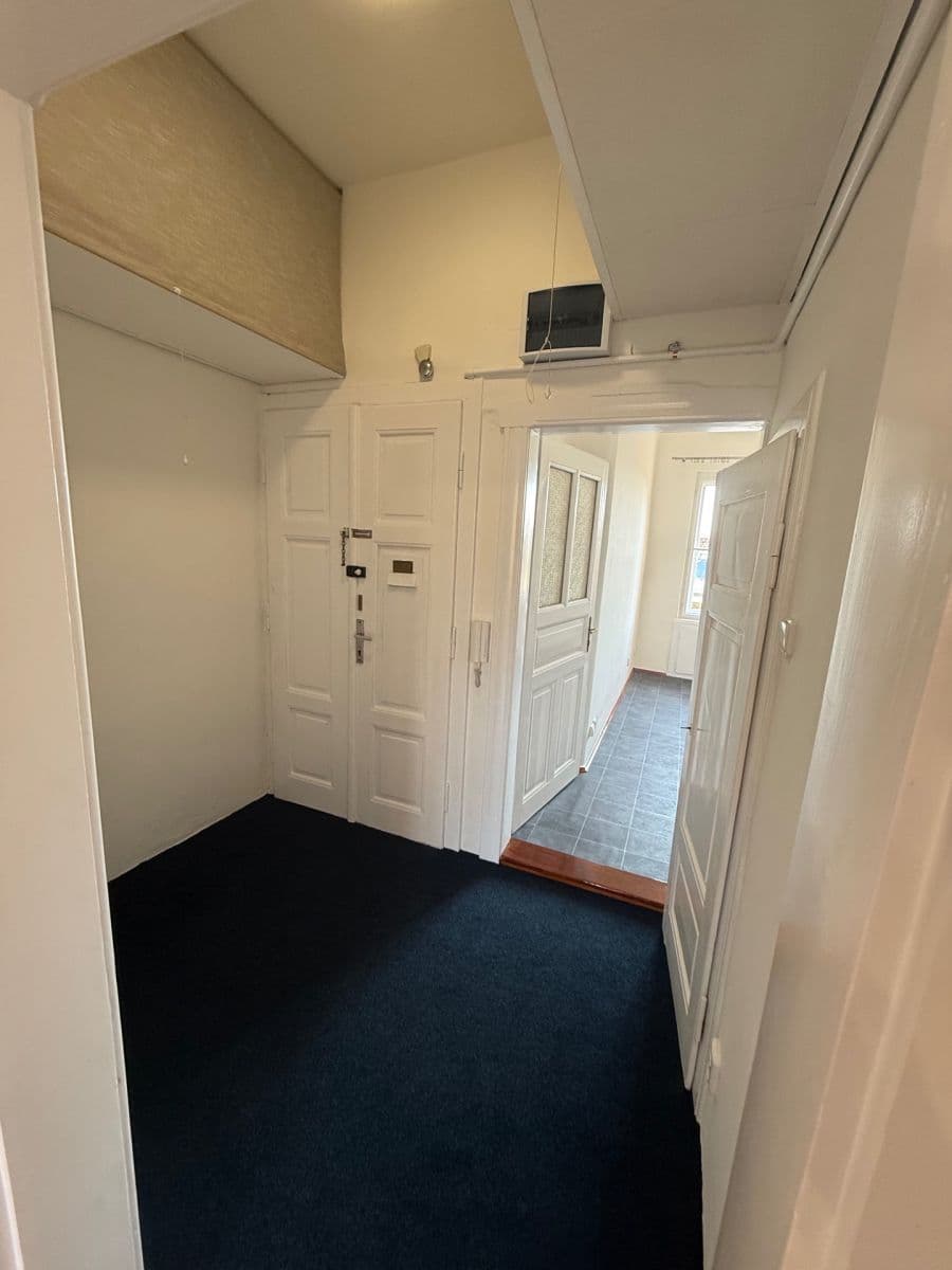 1 bedroom flat to rent, 39 m², Francouzská, Prague, Prague 1 bedroom flat to rent, 39 m², Francouzská, Prague, Prague