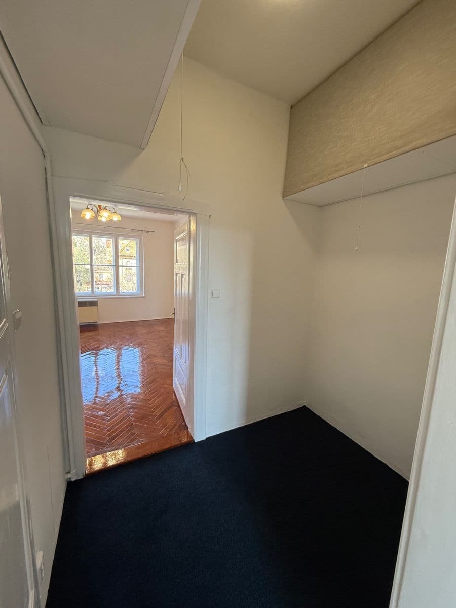 1 bedroom flat to rent, 39 m², Francouzská, Prague, Prague 1 bedroom flat to rent, 39 m², Francouzská, Prague, Prague