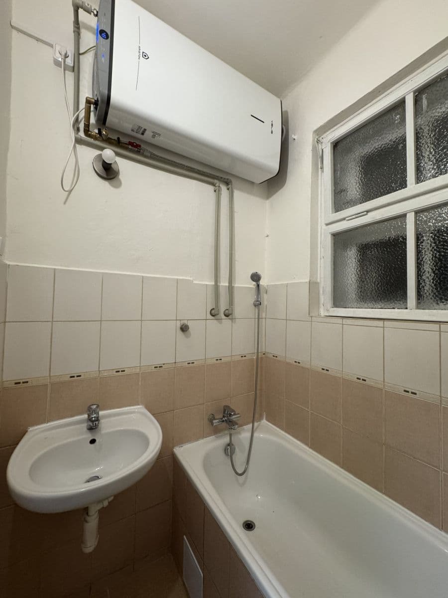 2 bedroom flat to rent, 60 m², Ve Smečkách, Prague, Prague 2 bedroom flat to rent, 60 m², Ve Smečkách, Prague, Prague