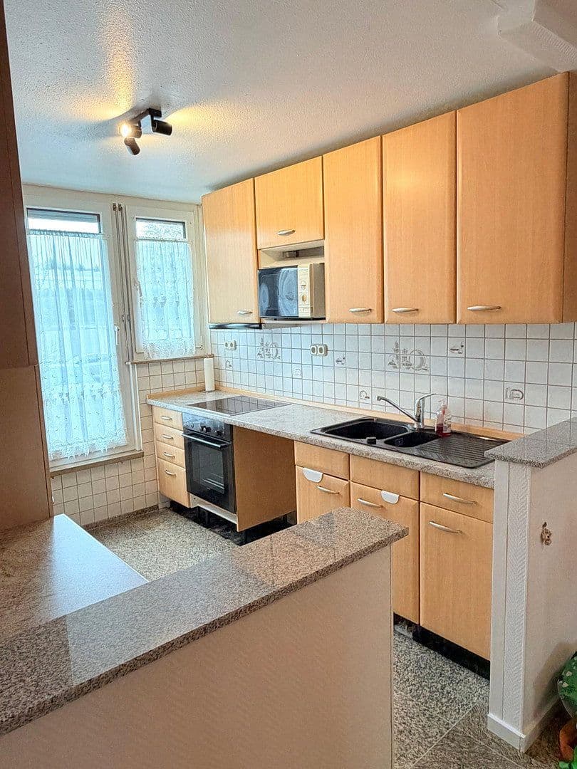 3 bedroom with open-plan kitchen flat to rent, 94 m², Moldaustr.8, Ludwigsburg, Baden-Württemberg 3 bedroom with open-plan kitchen flat to rent, 94 m², Moldaustr.8, Ludwigsburg, Baden-Württemberg