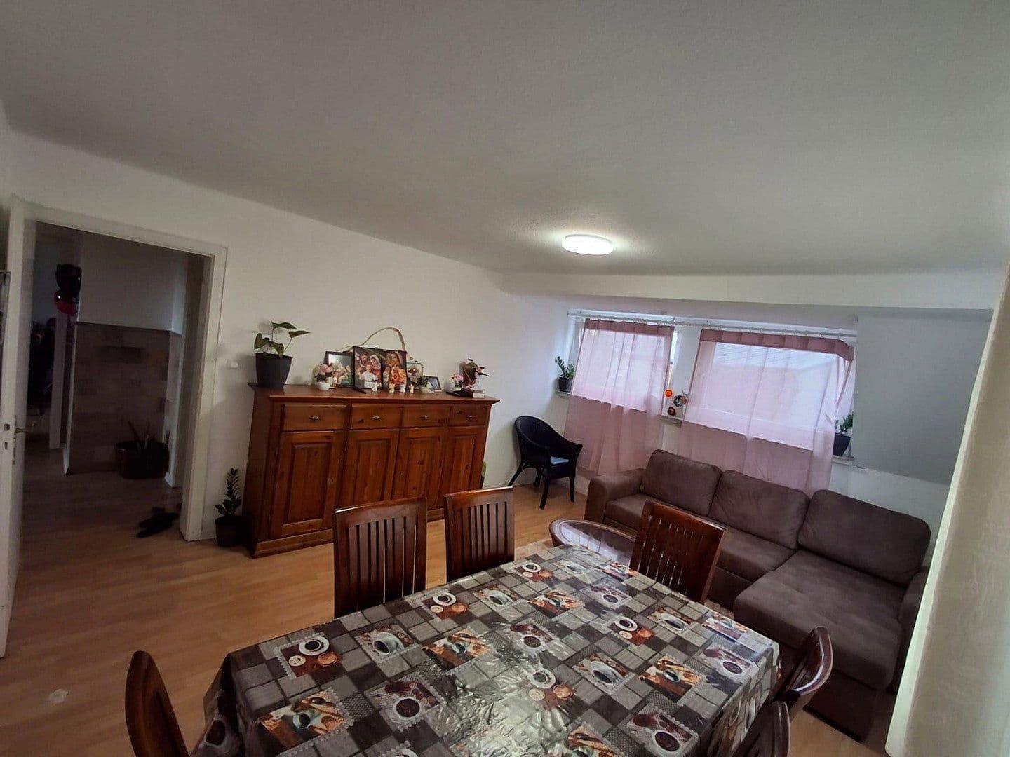 house for sale, 220 m², Kölner Straße 185, Frechen, North Rhine-Westphalia house for sale, 220 m², Kölner Straße 185, Frechen, North Rhine-Westphalia