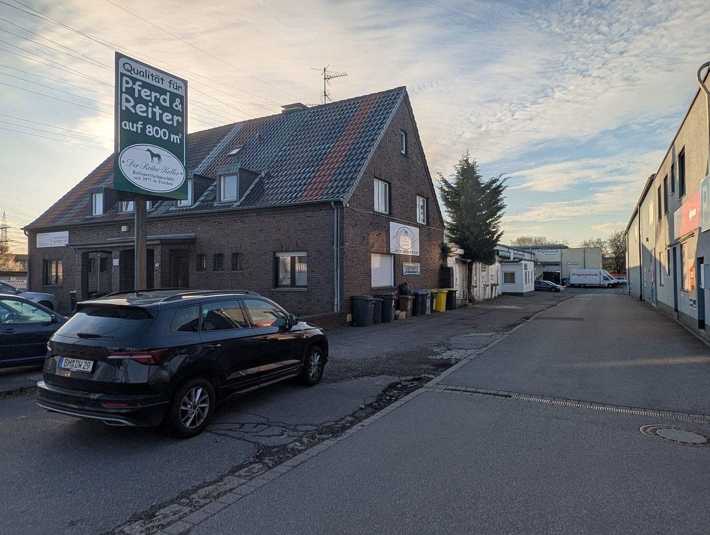 house for sale, 220 m², Kölner Straße 185, Frechen, North Rhine-Westphalia house for sale, 220 m², Kölner Straße 185, Frechen, North Rhine-Westphalia